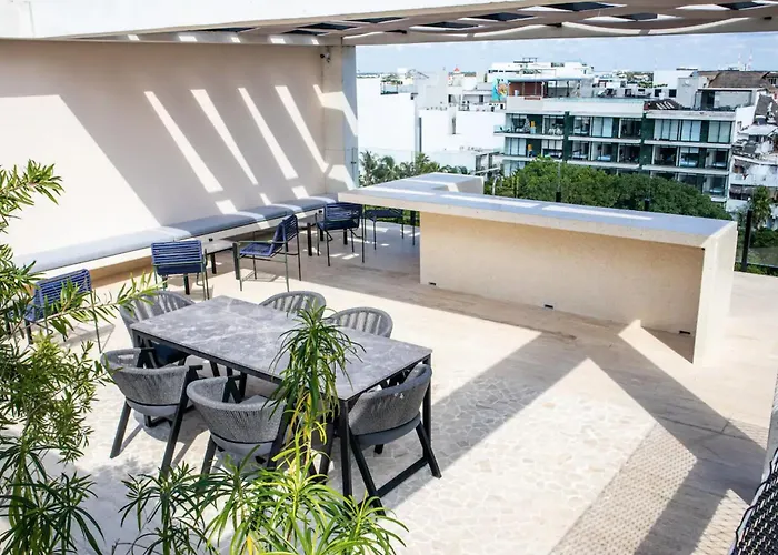Luxury With Private Plunge Pool Apartment